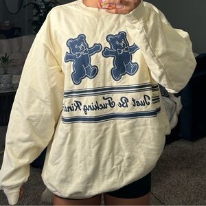 THE MAYFAIR GROUP Cream crewneck with Bear Design - M / L